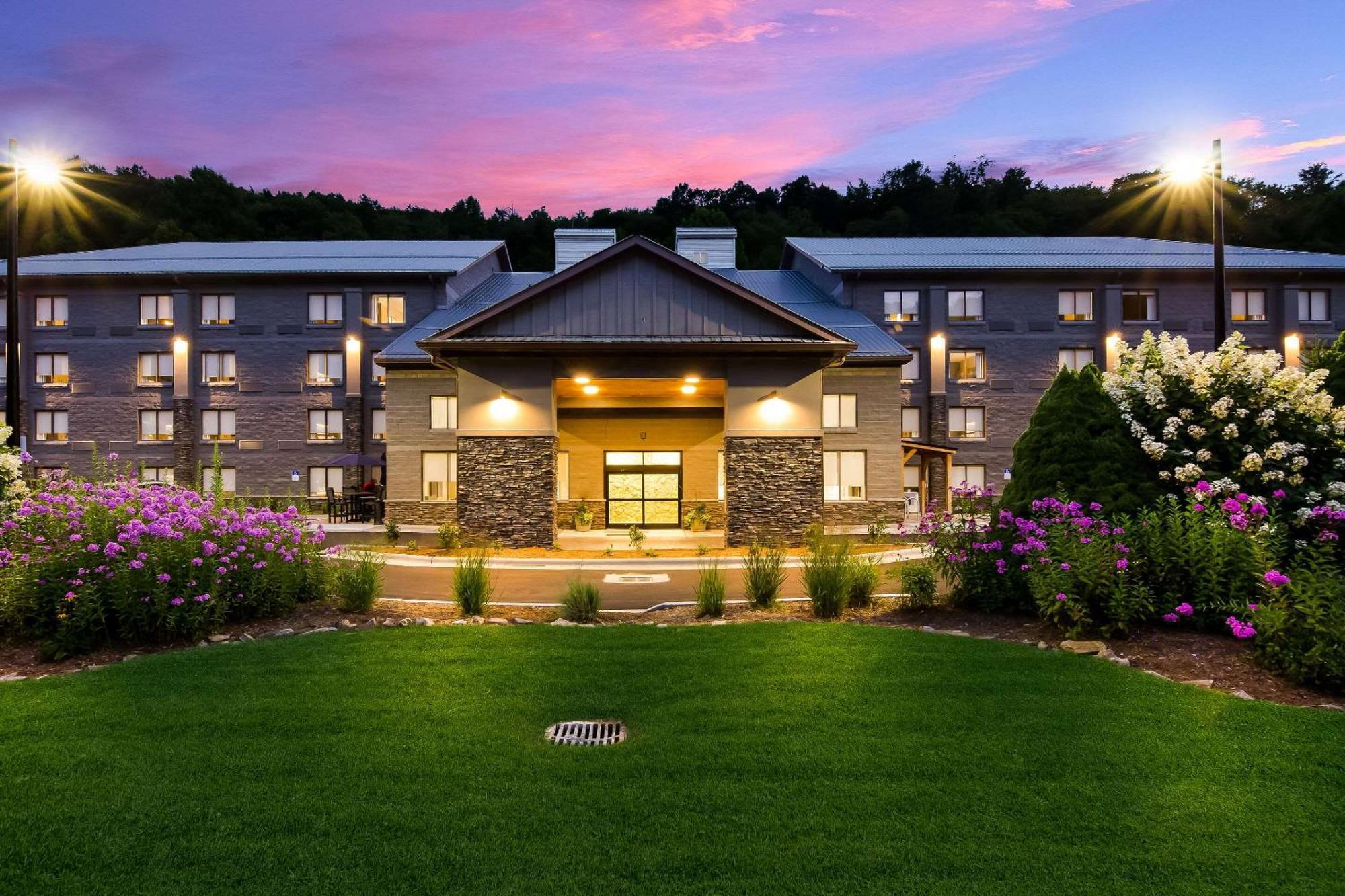 Graystone Lodge, Ascend Hotel Collection Boone Exterior photo