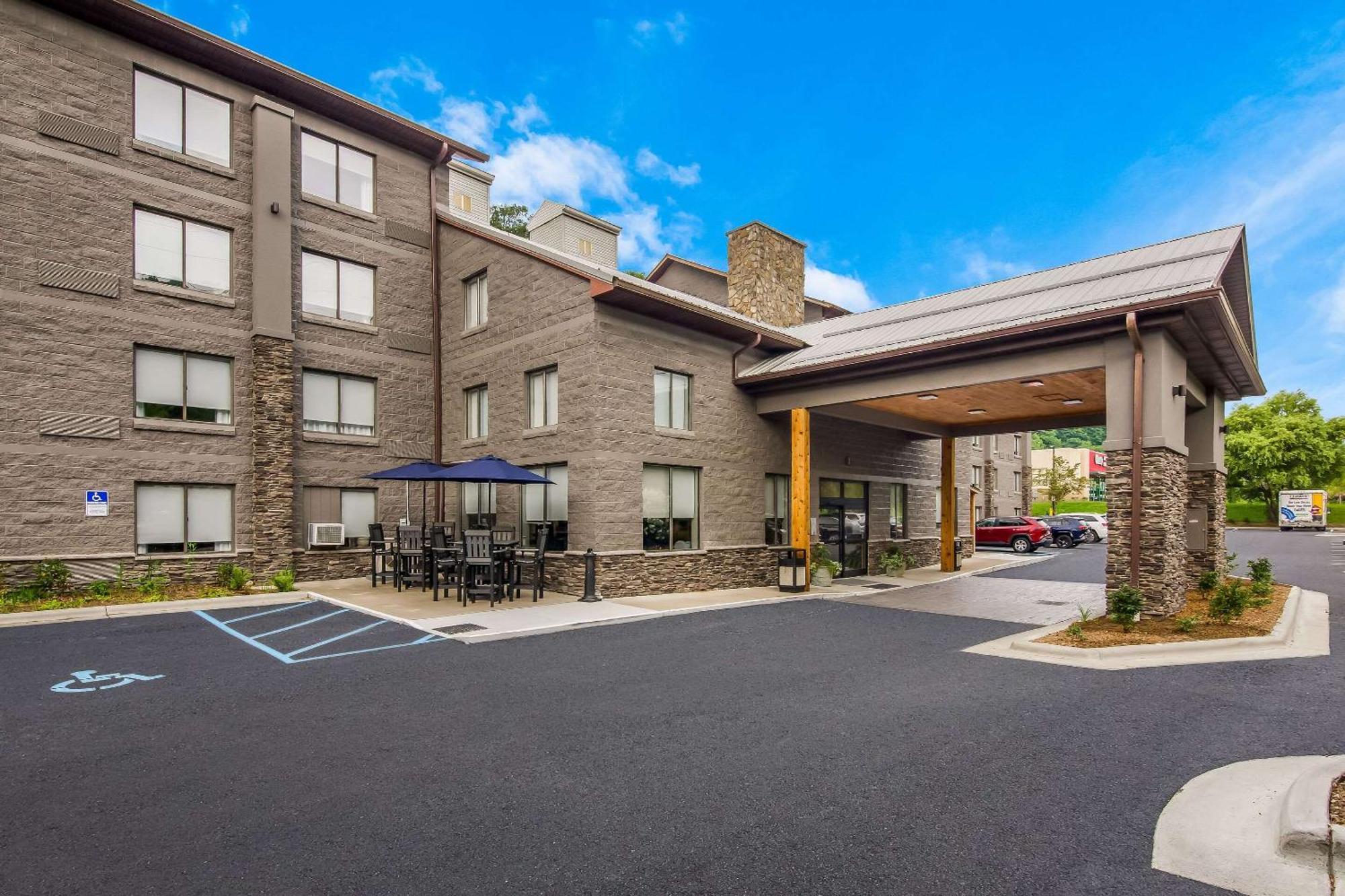 Graystone Lodge, Ascend Hotel Collection Boone Exterior photo